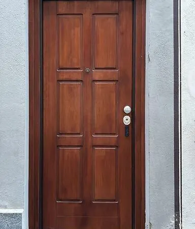 Vicolo Muratori 1 Монкальери