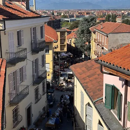 Vicolo Muratori 1 Appartement *