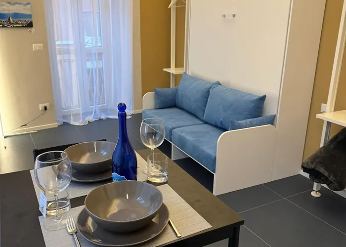Vicolo Muratori 1 *
