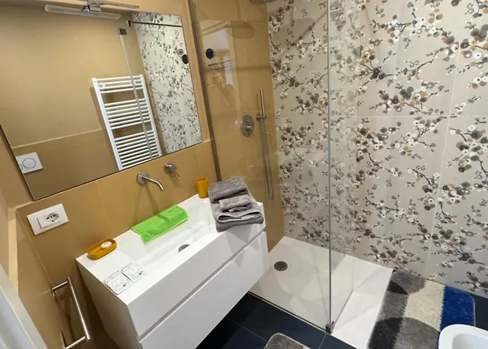 Apartment Vicolo Muratori 1 *